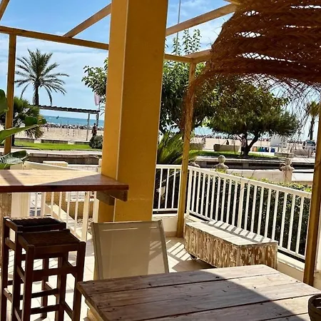 アパート Beachfront In Gandia