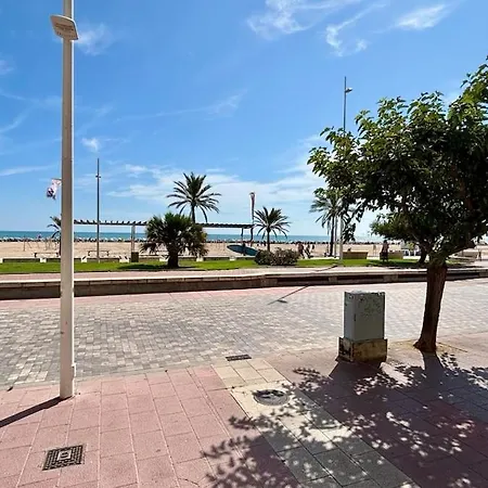 アパート Beachfront In Gandia